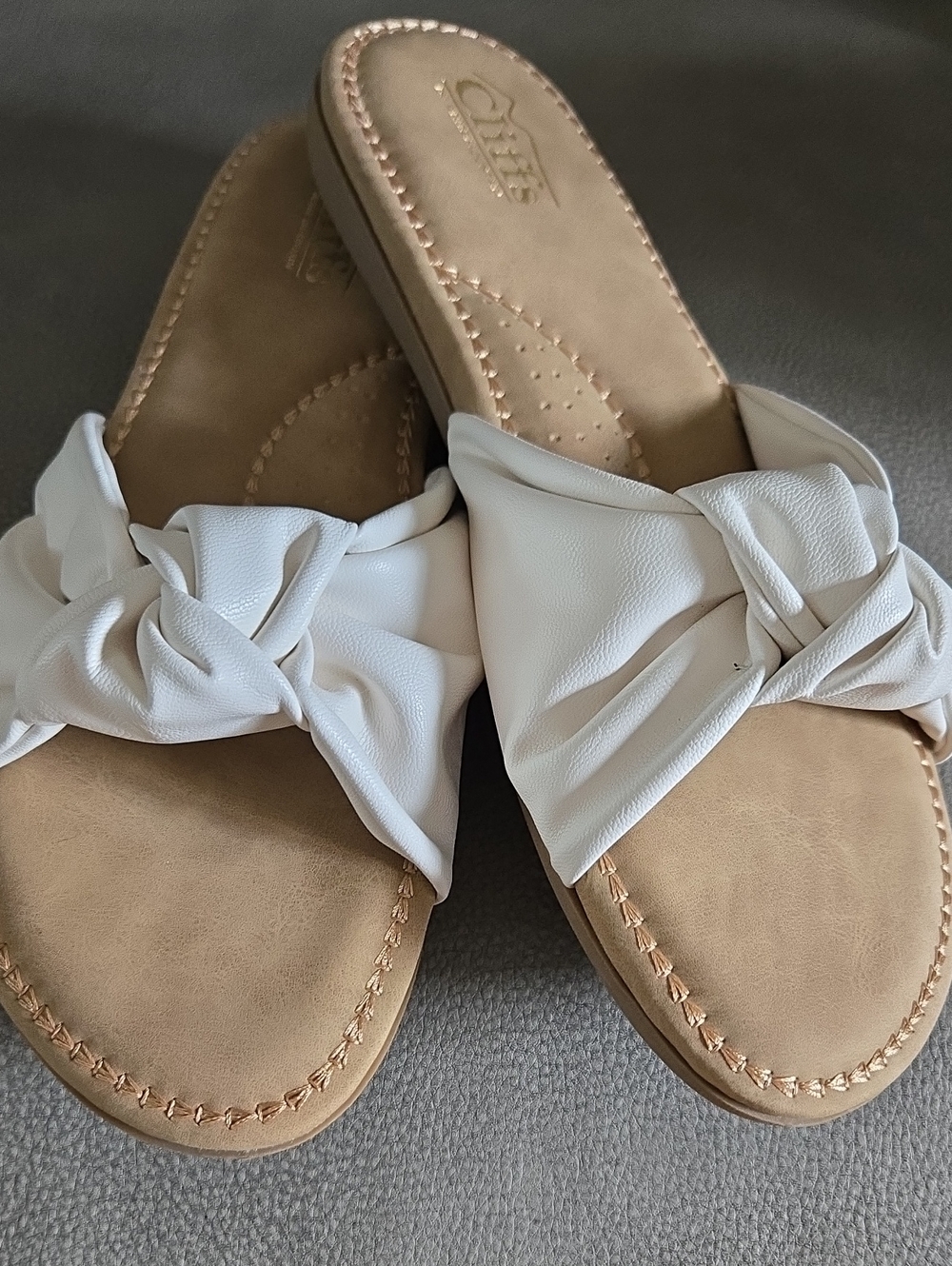 Women’s Cliffs By White Mountain, White Knot Comfortable Slide Sandal
